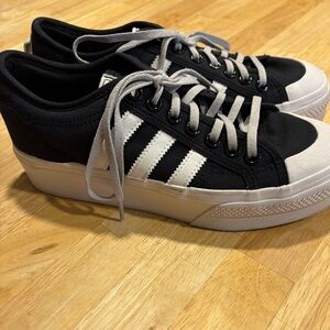Adidas Nizza Platform Sneakers | Black and White with Gray Laces
